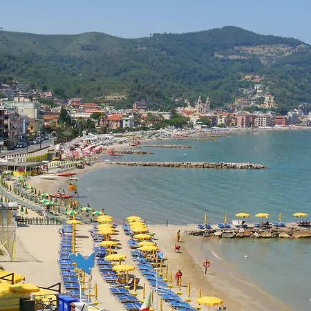 Mameli 42 450mt From The Sea - Happy Appartamento *